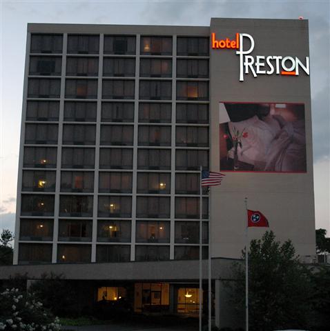 Hotel Preston